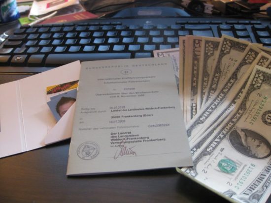Passfoto, Internationaler Führerschein, Dollars